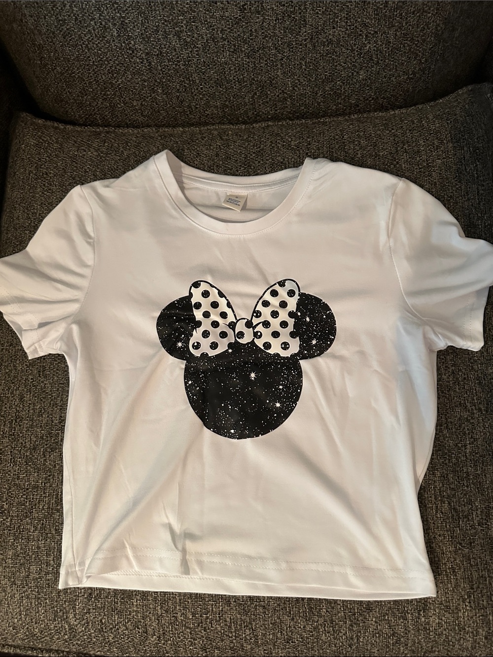 New! Crop Top Minnie Silhouette Tee